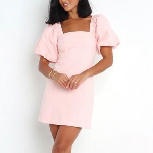 NWT Petal and Pup Tuscany dress baby pink